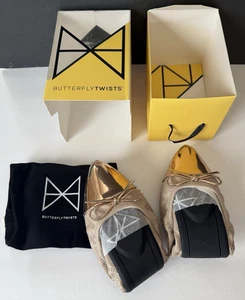 Neu im Karton Butterfly Twists Damengröße 10 US Ballerinas HOLLY Wanderschuhe roségoldfarben - Bild 1 von 10