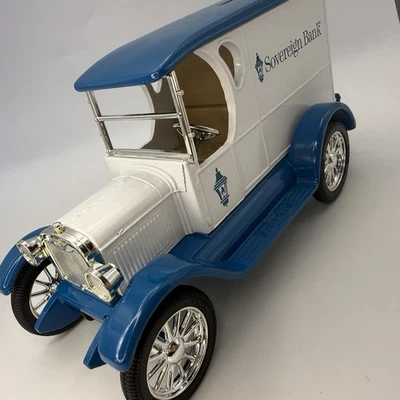 Ertl 1923 Chevrolet 1/2 тонны грузовик банк Sovereign банк литой с коробкой - Изображение 1 из 4