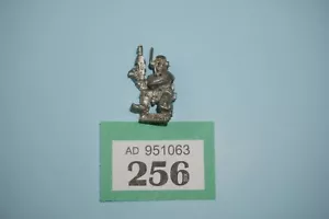 Warhammer 40k Guardia Imperial Tanque Crewman - Metal - Imagen 1 de 3
