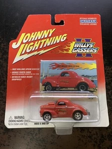 2002 Johnny Lightning Willys Gasser’s Bad News Red New In Plastic - Picture 1 of 10