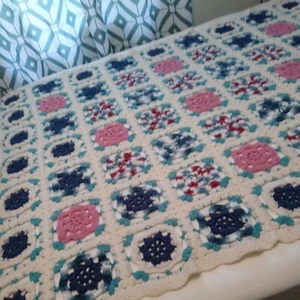 Handmade Granny Square Afghan Throw Blanket Cottage Core Pastel White Pink Green - Picture 1 of 11