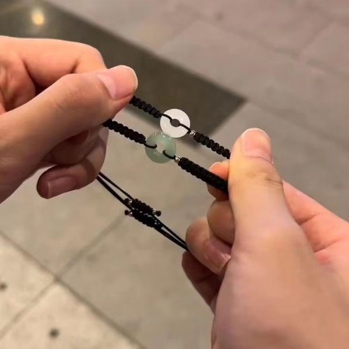 VALENTINO Bracciali Design Doppia Catena Stella Fiume per Coppie Eleganti Accenti Oro