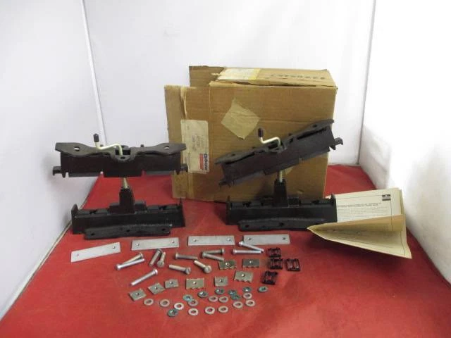 Ski Adapter Carrier To Roof Rack Fits 78-88 Models NOS MOPAR 4271201 - Image 1 of 1