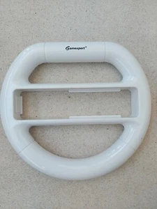 white Nintendo wii Gamexpert steering wheel - Picture 1 of 2