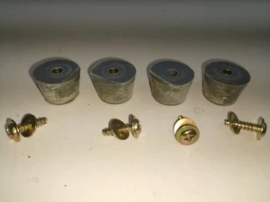 Breadman Bread Machine TR888 Replacement 4 Rubber Feet with Screws and Washers - Picture 1 of 2
