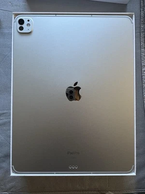 ipad m4 pro 13 inch A2926 1 Tb Unlocked - Image 1 of 4