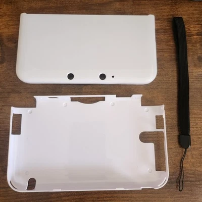 Nintendo 3DS XL/LL White Case Skin Cover + Lanyard Charm - Image 1 of 3