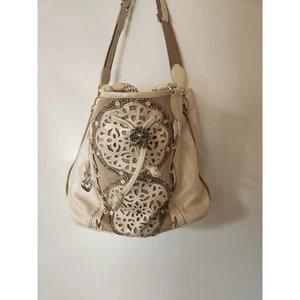 BRIGHTON NICHOLA MASTERPIECE COLL. PEARL WHITE LEATHER CROSSBODY BUCKET HANDBAG - Picture 1 of 8