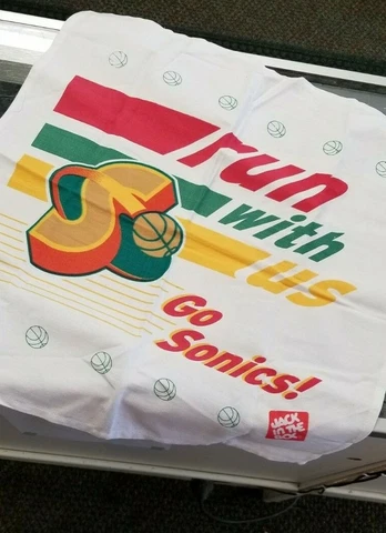 Seattle Supersonics Game Give a way towels LOT 3 Circa 1990's Cover
