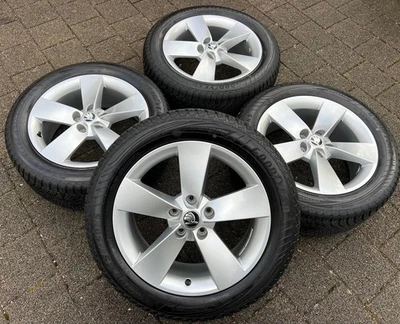 4 ORIGINAL 17" ALU GANZJAHRESRÄDER SKODA KAROQ ND7 NU7 215/55R17 94V 57A601025F - Bild 1 von 4