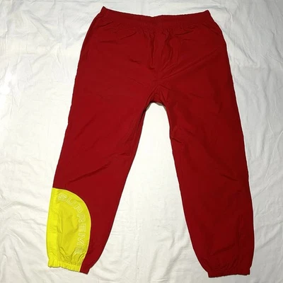 Pantalones deportivos apenas usados Supreme S/S 2018 Corner Arc rojo - talla XL Foto 1 de 4