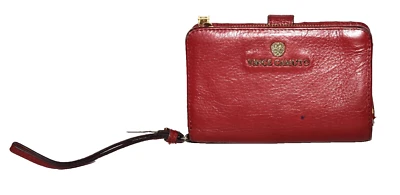 Cartera de muñeca organizadora de cuero rojo Vince Camuto Foto 1 de 4