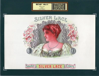 Etiqueta de cigarro antigua original de encaje plateado - MUJER JOVEN - FLORES - PLATA EN RELIEVE Foto 1 de 3