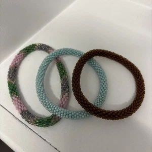 Sashka Co. - Hand Crafted - Nepal - Glass Beads Multi Colored - Lot of 3 - Picture 1 of 5