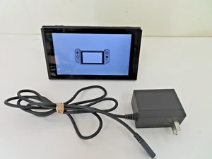 NINTENDO SWITCH ORIGINAL HAC-001 CONSOLE + Power TESTED WORKS UNPATCHED - Picture 1 of 5