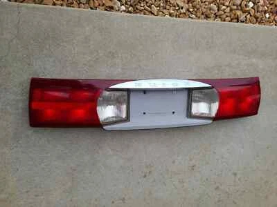 ✅ 02 03 04 05 06 07 BUICK RENDEZVOUS 后中心帽尾灯面板 原始设备制造商 — 第 1/4 张图片