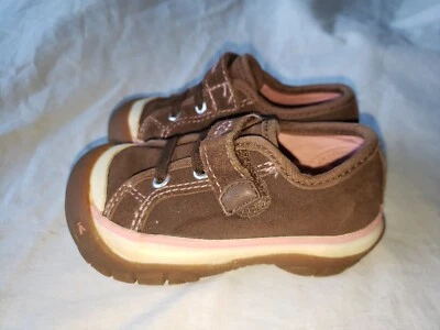 ZAPATO MOCASÍN DEPORTIVO KEEN CORONADO CUERO MARRÓN ROSA BLANCO NIÑA PEQUEÑA 5 Foto 1 de 4