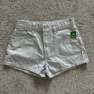 GAP kids | High Rise Metallic Shortie Shorts in Silver Size 10 - Picture 1 of 8