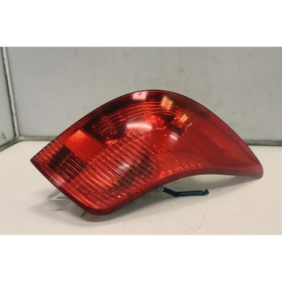 LÁMPARA TRASERA DERECHA PEUGEOT 308 (11-13) RESTYLING 1.6 8V HDI (82KW) SW 2011 Foto 1 de 4