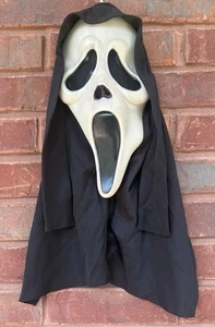Vintage Scream Ghost Face Mask GLOWS Easter Unlimited Fun World Glow In The Dark - Picture 1 of 8