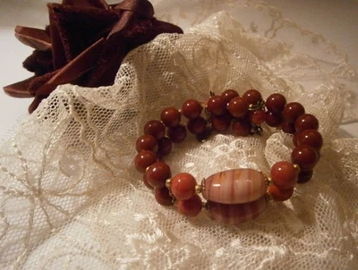 复古签名 Miriam Haskell 金色粉色红色串珠线圈包裹式手链 — 第 1/4 张图片