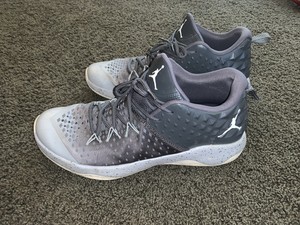 jordan extra fly cool grey