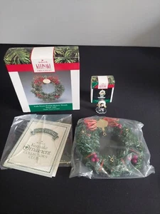 Hallmark Keepsake Ornament 1990 Little Frosty Friends Wreath NIB w Mini Figure - Picture 1 of 7