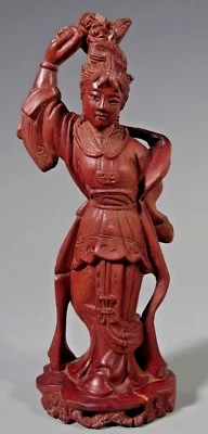 精美中国木雕关阴观音带镶嵌眼睛 ca 19-20 c — 第 1/4 张图片