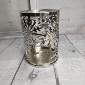 Bath and Body Works Home Fragrance Oil Warmer Winter Snowflake Christmas Silver - Picture 1 of 3