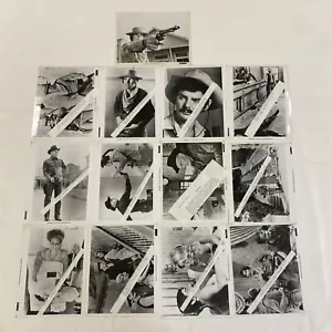 LOT OF 13 - 1973 WESTWORLD ORIGINAL 8x10 MOVIE PRESS PHOTOS UNUSED BULK LOT - Picture 1 of 14