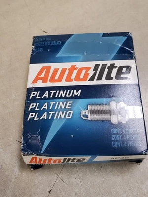 Autolite AP46 Platinum Spark Plug - Set of 4 - Image 1 of 4