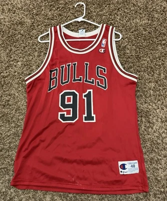Camiseta deportiva vintage de los 90 Dennis Rodman Chicago Bulls Red Champion talla 48 XL Foto 1 de 4