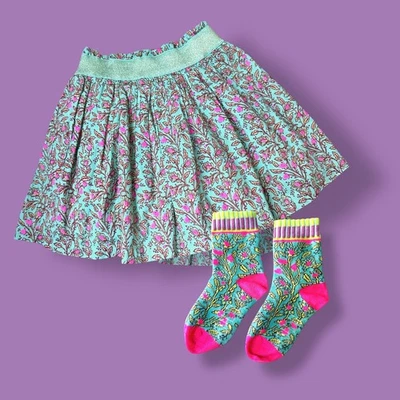 Conjunto Falda Floral Oilily Cintura Dorada y Calcetines a Juego Talla 104 (4T) Rosa Aqua  Foto 1 de 4