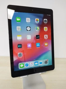 Apple iPad Air 1st Gen. (A1474) 16GB Wi-Fi 9.7in - Space Grey - 2013 - GRADE C - Picture 1 of 16