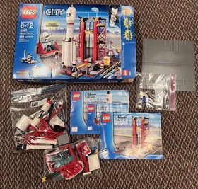 LEGO CITY Space Centre 3368 Incomplete Set Box Instructions Baseplates Pieces