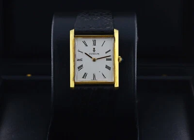 Corum Buckingham Tank Allonge Classic 57111, esfera plateada - oro amarillo de 18 quilates Foto 1 de 4