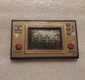 1981 Nintendo Game & Watch Fire FR-27 LCD Handheld Game TESTED & Works w/ Video