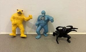 7/11 Slurpee Heroes Yellow Yeti Raspberry Redback Bionic Bubblegum Figurine RARE - Foto 1 di 3