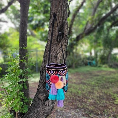 Bolso Boho Colombiano 🇨🇴 Hecho a Mano Grande Tribu Wayuu Mochila Cubo COLORIDO Tejido Foto 1 de 4