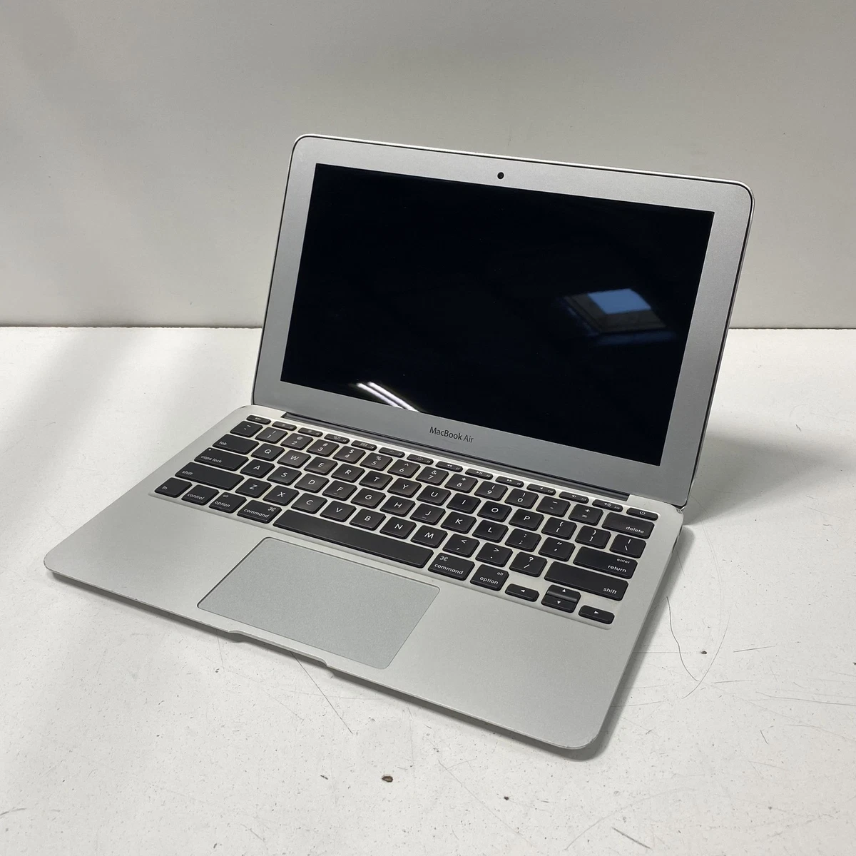 【新品未開封】Apple MacBook Air 11インチ（A1465） MacBook Air 送料無料 Apple Air/11-inch Early 2014/A1465/Core i5