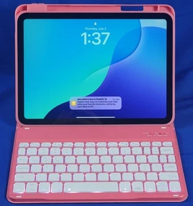 Apple iPad 10th Gen 2022 10.9-inch Wi-Fi Only 64G-Light Blue w/ Keyboard - Picture 1 of 11