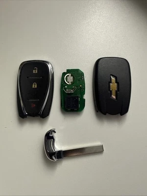 LLAVERO REMOTO DE 3 BOTONES CHEVROLET EQUINOX 2016-2020 DESBLOQUEADO OEM 13529665 HYQ4AA Foto 1 de 4