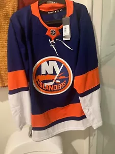 New York Islanders Adidas Aeroready fight strap blue hockey jersey sz 42 NWT - Picture 1 of 2