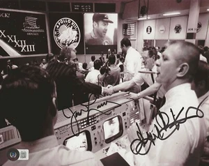Jim Lovell Gene Kranz Apollo 13 SIGNED 8x10 PHOTO MISSION CONTROL BECKETT COA - Picture 1 of 5