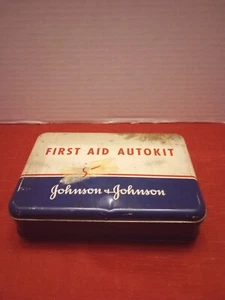 FIRST AID AUTOKIT COMPLETE JOHNSON & JOHNSON METAL TIN SUPPLY KIT 1942 - Picture 1 of 10