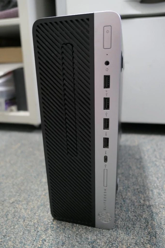 HP EliteDesk 705 G4 SFF 256GB NVME 8GB Ram DVD-RW Rom Win 11 Pro AMD Ryzen 5 Foto 1 de 1