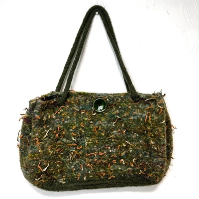 Bolso de Hombro Y2K Vintage Hecho a Mano Fieltro Lana Cartera Botón Verde 00s 10x14 Foto 1 de 4