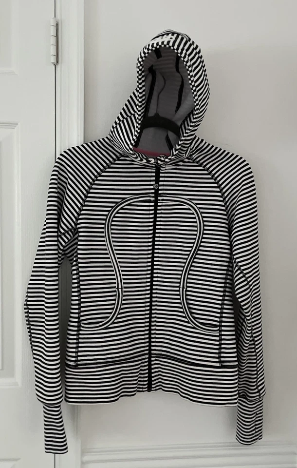 Sudadera con capucha de buceo Lululemon a rayas para mujer Fitness Lounge pequeña 6 Foto 1 de 4