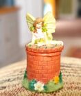 BEAUTIFULLY DETAILED & UNUSUAL THIMBLE - RESIN BRICK WELL WITH FAIRY ON LID