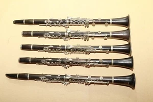 5 Bb wooden clarinets - Picture 1 of 9
